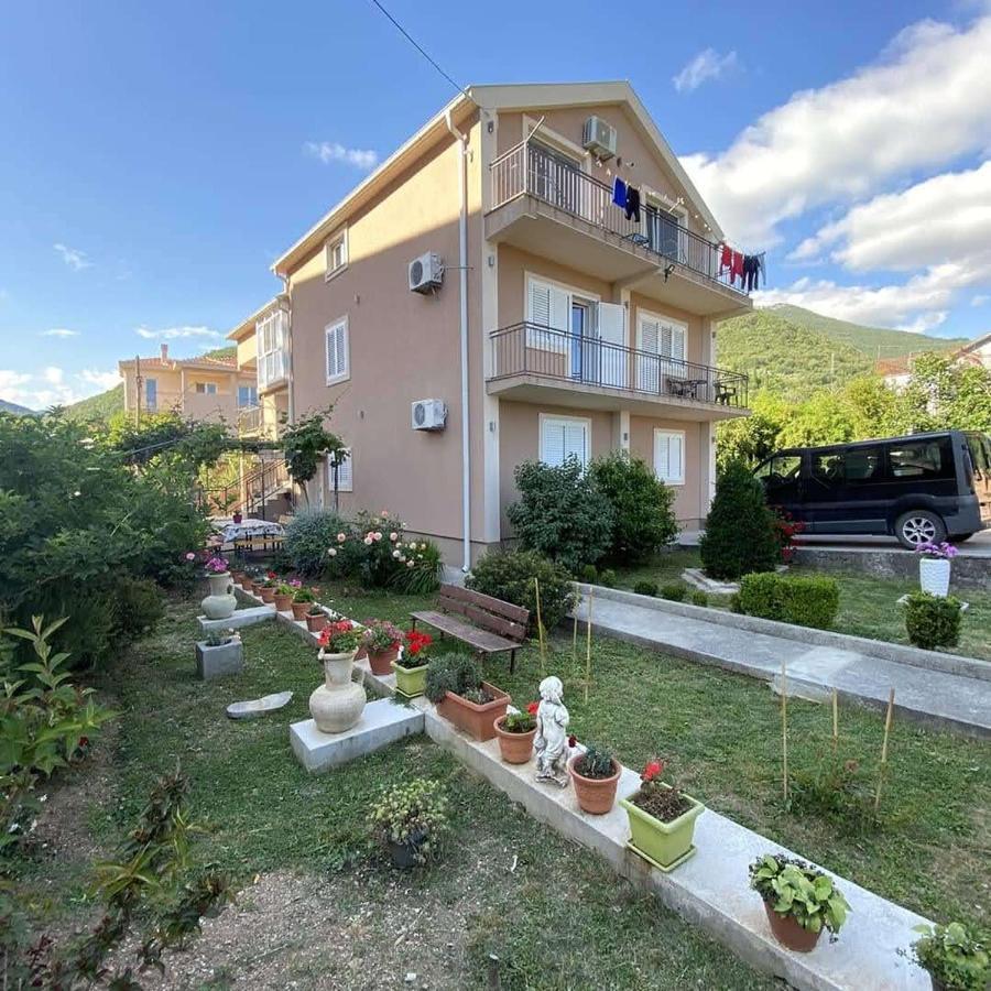 Petkovic Accommodation Tivat Exteriér fotografie